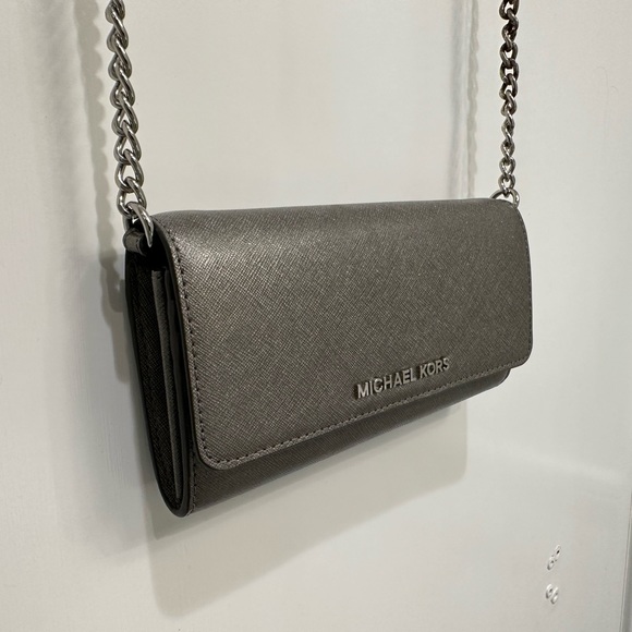 Michael Kors Metallic Silver Wallet on Chain - Picture 6 of 7